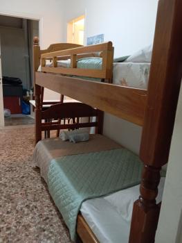 Wooden bunk bed in a dorm 5' from metro, Ateny (zdjęcie 3)