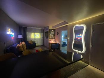 SPHERE IN 4K - Vintage Vegas Condo with Sphere and Strip Views!, Las Vegas (foto 3)