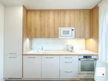 Bright & Cozy Apartment, Prievidza (photo 4)