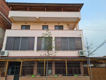 Tirane Tranquility Cottage, Тирана (фото 2)