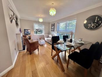 2 Bed 2 Bath Windsor Apartment & Parking 15CC, Windsor (Foto 4)