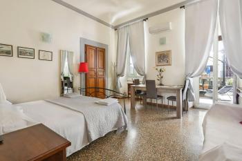 In the Heart of Florence, Dante, with Private Terrace, Florencia (foto 2)