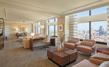 Sheraton Kansas City Hotel at Crown Center, Kansas City (photo 5)