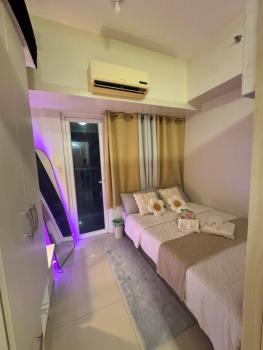 Cozy 1BR Netflix & Alexa w Balcony Free Pool, Manila (photo 3)