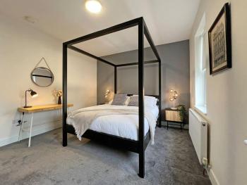 Luxury Central Windsor 5 Bed Home, Parking, Private Garden - Windsor Castle View, Legoland, Ascot, Heathrow Airport, Windsor (foto 5)