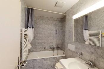 Nice 1BR apartment near lake - FB6, Zúrich (foto 3)