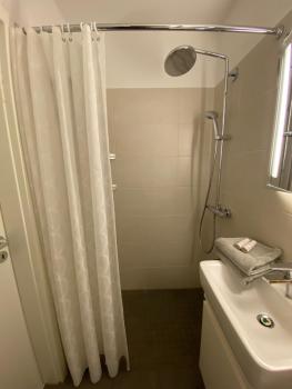 Private room with own bathroom, Hannover (photo 5)