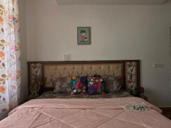 La Casa by Cosmic Kriya, Bir (fotografie 5)