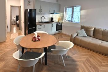 Adora Studio, Piteşti (foto 3)