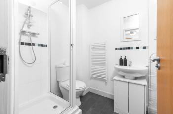 LUXURY SEA BLUE-Birmingham central apartment, Бирмингем (фото 4)