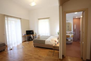 Lungomare Suite & Spa, Naples (photo 3)