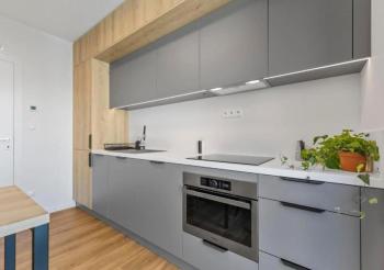 Modern Apartmen near Train Station #11, Bratislava (fotografie 4)