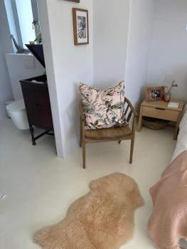105 on Beach, Flamingo Room, Stompneusbaai (foto 5)