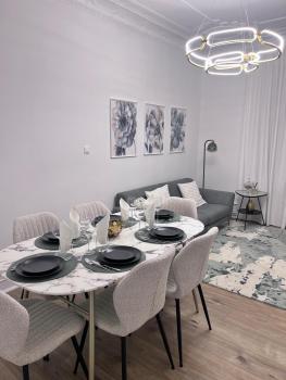Le Rapp 6, Appartement de Standing 3 chambres, 7 personnes &1 bébé, Cosy et familial ultra équipé Emplacement Idéal proche Gare Centre ville Marchés de Noël Quartier Tribunal Contades, Straßburg (Foto 2)