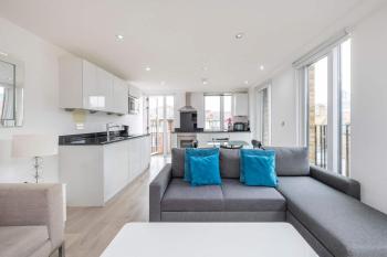 Spacious 2-Bed - Balcony - St Pancras - Sleeps 6, Londýn (fotografie 2)