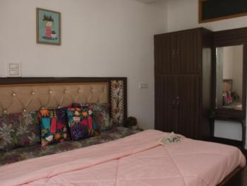 La Casa by Cosmic Kriya, Bir (fotografie 3)