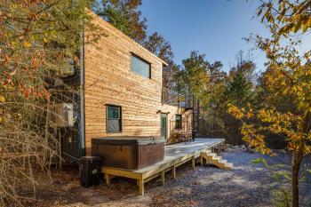 New - Pine View MicroCabin - Rare, Broken Bow (photo 3)