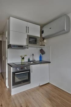 Monplaisir, parking, espace de travail avec wifi, proximité commerces, gare, Université Lyon 3 , Tram T2, T4 et C25, idéal voyages d'affaires et tourisme, Lyon (photo 5)