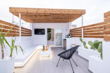 Acropolis view luxury studio with Jacuzzi, Atenas (foto 4)