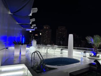 Guest room in vvip penthouse with terrace full sea view and private pool due the architecture of the apartment it s not avisable for Musli, Dubai (photo 3)