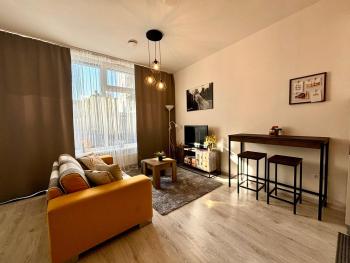 New, sunny, terrace, parking free!, Братислава (фото 3)