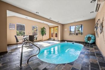 Indoor Pool, Volleyball Beach, Mountain View, Luxury, Gatlinburg (fotografie 3)