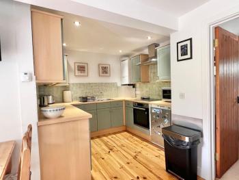3 bedroom barn conversion with swimming pool, tennis court and more!, Kingsbridge (fotografie 2)