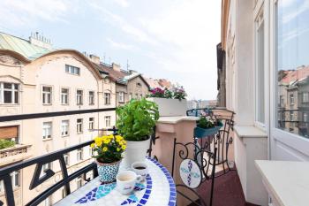 Prague Days - Sunny Riverside Apartments with Terraces, Praha (fotografie 3)