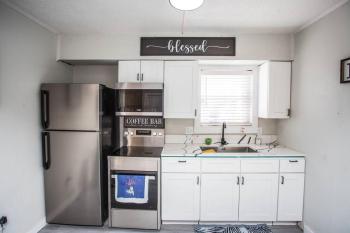 806 Oasis at Ave U! 1Bedroom and 1Bath, Lubbock (photo 4)