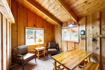 Broad Axe - Cabin #2 - Black Bear, Sula (фото 2)