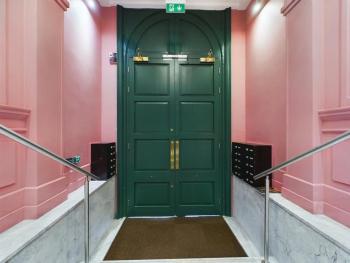 Posh Pretty Penthouse, Manchester (photo 2)
