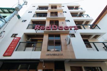 RedDoorz Plus near Uptown BGC Mall, Manila (fotografie 3)