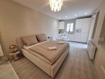 Apartmán pod hradom, Bratislava (fotografie 3)