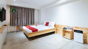 RedDoorz Plus at Boni Avenue Mandaluyong, Manila (photo 2)