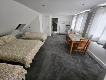 Self Contained Studio Near Windsor Attractions!, Windsor (photo 3)