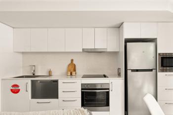 Manly Chic - A Breezy Beachside Studio, Sydney (photo 5)
