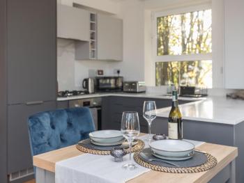 Modern Apartment with River View in Central Windsor, Windsor (foto 3)