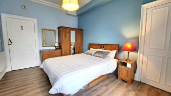 Spacious Victorian Apartment in Edinburgh City, Edinburgh (photo 5)