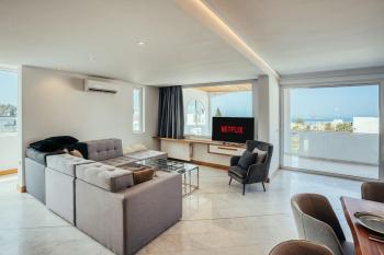 Grand Sea View Apartment 3' from Kavouri Beach, Atene (foto 5)