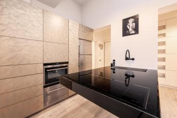 Środmieście Apt - Top Location, Tram&Park nearby - by Rentujemy, Breslau (Foto 3)
