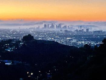 HOLLYWOOD HILLS JETLINER VIEWS at STUDIO 1080 HOLLYWOOD, Los Angeles (zdjęcie 3)