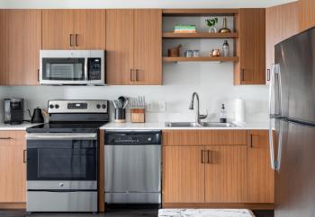 Curated, New Build Condo on TART Trail, With Bikes, Traverse City (foto 3)
