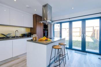 Rest&Recharge at Waterway House (4 Bedrooms, 7 Beds, 2 Bathrooms, Free parking), Manchester (foto 5)