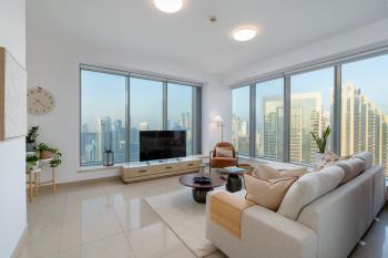Luxury High Floor 1BR with Full Burj Khalifa View by Auberge, Dubai (photo 2)