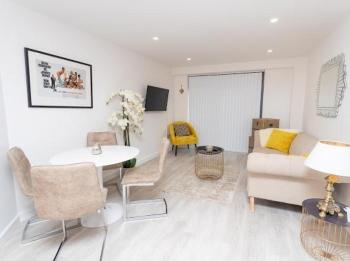 Valdeni Apartments, Leeds (photo 2)