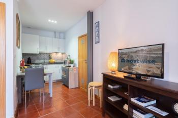 Host Wise - Stylish Adorable Flat in Gaia, Vila Nova de Gaia (photo 3)