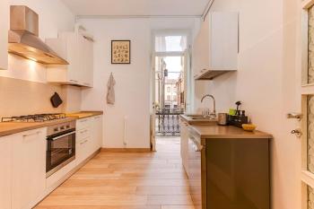 RELAX - Historic Center with 3 Bedrooms and Free ZTL Pass, Мантуя (фото 3)