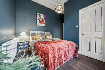 Grand 2 Bed West End Residence, Glasgow (photo 5)