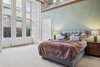 Grand 2 Bed West End Residence, Glasgow (photo 4)