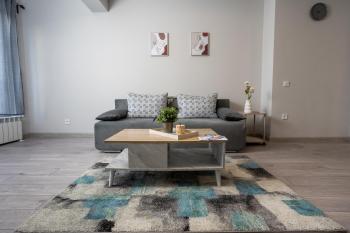 Private Parking Cozy 1BR in Heart of Oborishte, Sofie (fotografie 2)